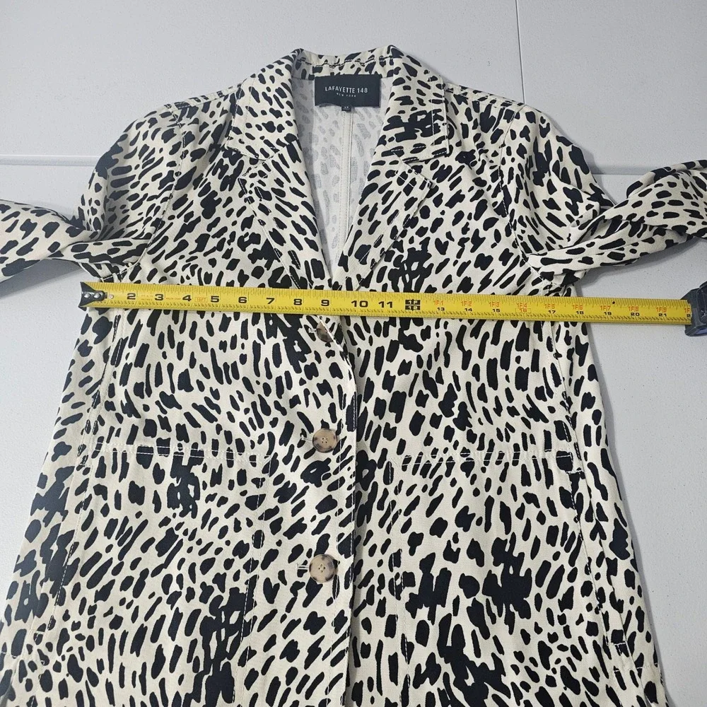 Lafayette 148 Blazer XS Cream Black Animal Print Safari Chic Contemporary Office